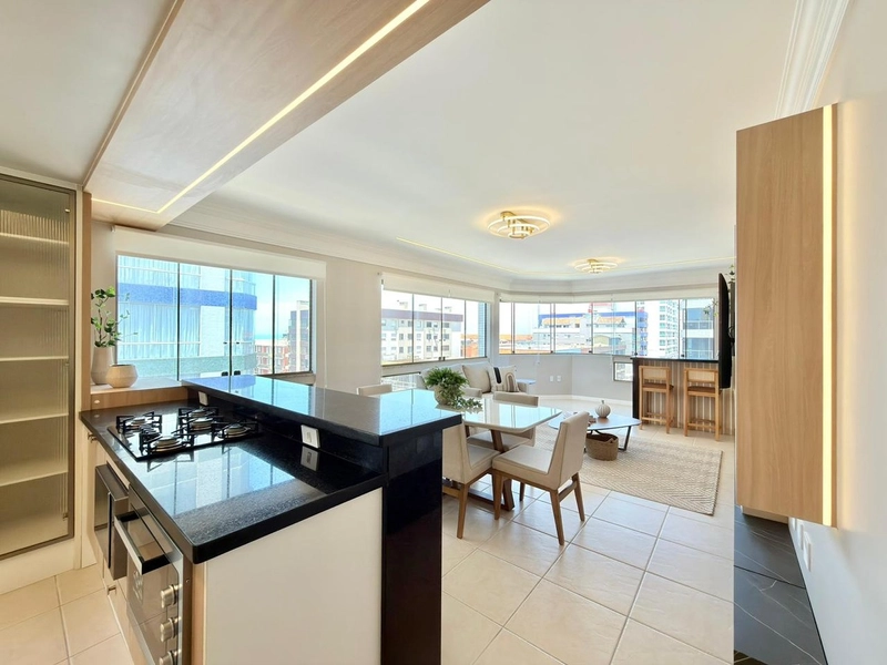 Vista cinematográfica para o mar no centro: 14ª foto da galeria de imagens do imóvel