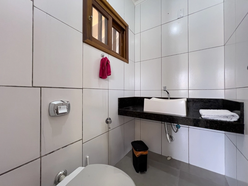 Excelente Sobrado de Esquina a poucos metros da beira mar: 12ª foto da galeria de imagens do imóvel