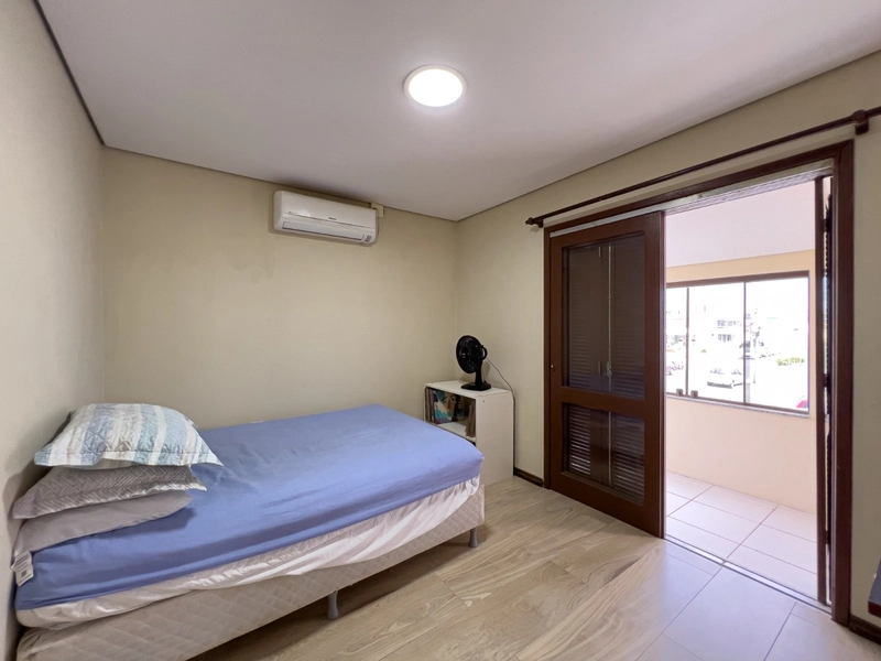 Excelente Sobrado de Esquina a poucos metros da beira mar: 25ª foto da galeria de imagens do imóvel