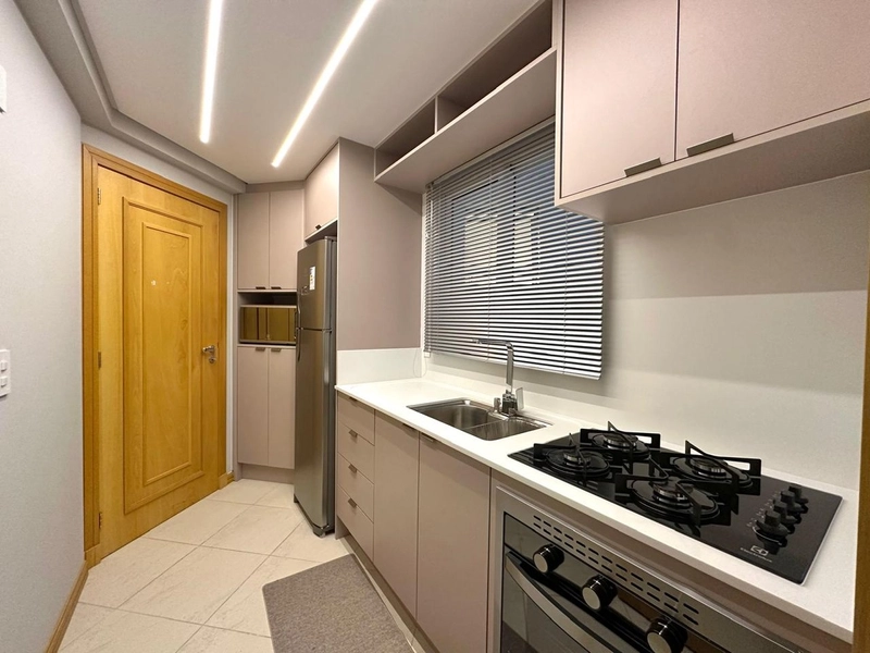 SACADA ENVIDRAÇADA AMPLA, MOBILIADO E DECORADO: 20ª foto da galeria de imagens do imóvel