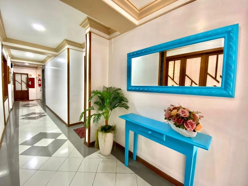 Apartamento junto a Praça do Farol: 4ª foto da galeria de imagens do imóvel