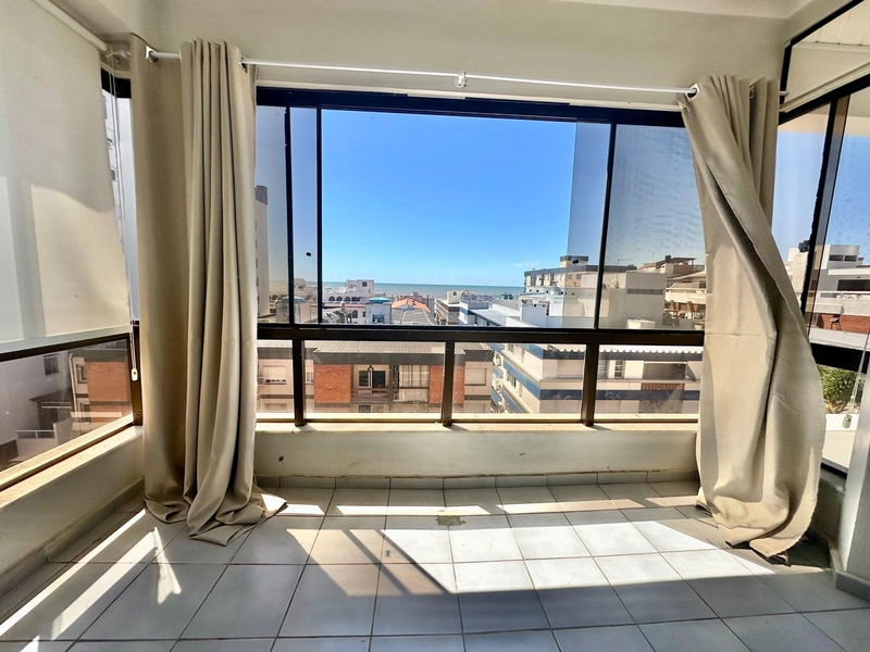 VISTA MAR DEFINIDA EM ANDAR ALTO COM PLANTA AMPLA