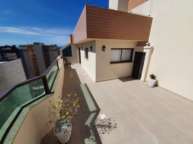 COBERTURA !! VISTA MAR / 3 DORMS. DECORADO / 2 VAGAS DE ESTAC.: 3ª foto da galeria de imagens do imóvel