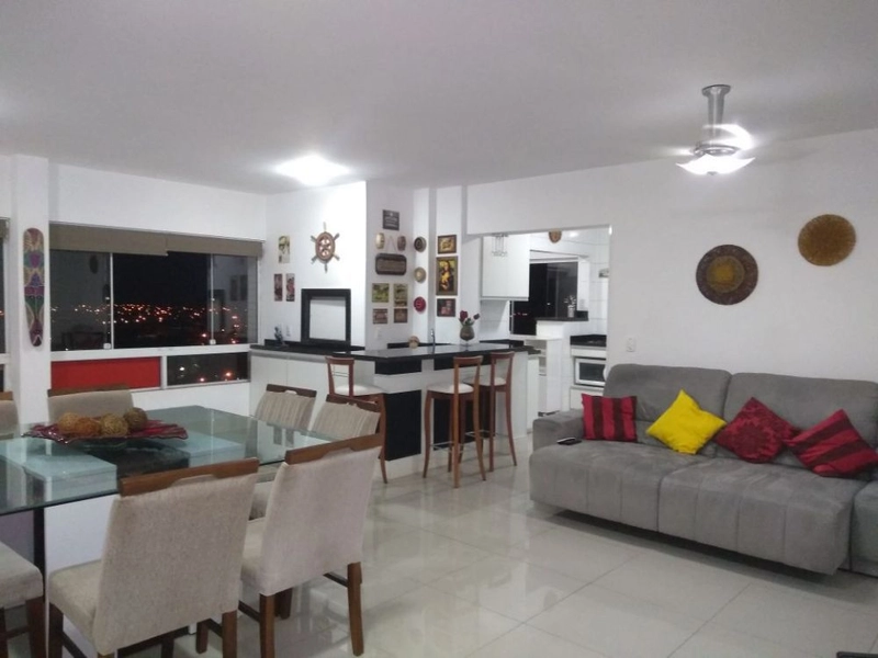 : 2ª foto da galeria de imagens do imóvel