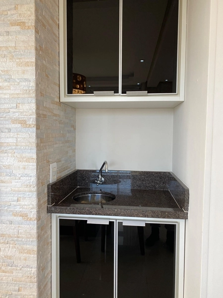 APARTAMENTO AMPLO MOBILIADO COM VISTA PARA O MAR E ÓTIMA POSIÇÃO SOLAR: 8ª foto da galeria de imagens do imóvel