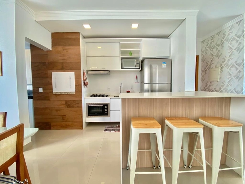 APARTAMENTO ALTO PADRÃO A UMA QUADRA DO MAR: 10ª foto da galeria de imagens do imóvel