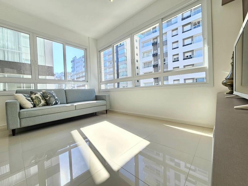 APARTAMENTO MOBILIADO COM SACADA E BOX COBERTO: 13ª foto da galeria de imagens do imóvel