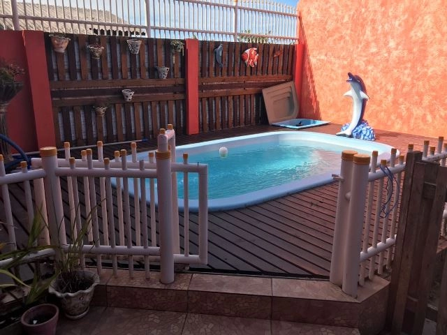 CASA COM PISCINA!: 3ª foto da galeria de imagens do imóvel