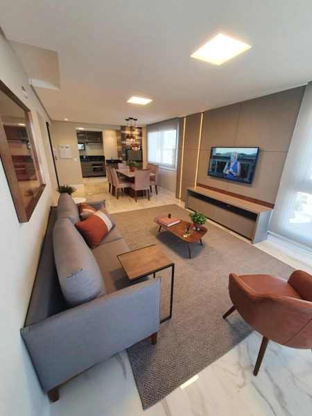 LOCAL PRIVILEGIADO AVENIDA POTI / APTO DECORADO 50 X PARA PAGAR