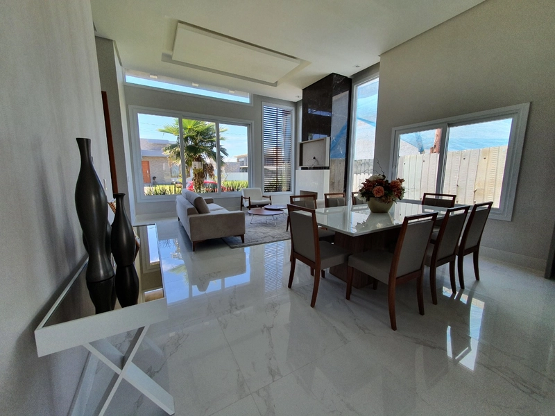 CASA : 4ª foto da galeria de imagens do imóvel