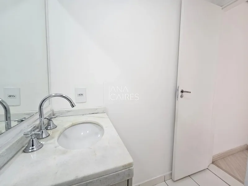 3 dorms, sendo 1 suíte, varanda com churrasqueira, 2 vagas e depósito: 3ª foto da galeria de imagens do imóvel
