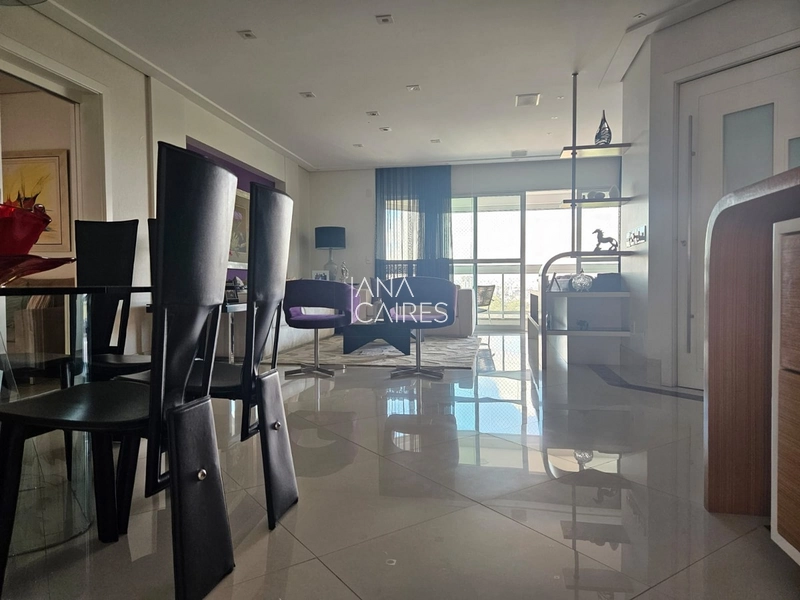 Apartamento amplo na Vila São Francisco com 3 suítes e 4 vagas: 4ª foto da galeria de imagens do imóvel