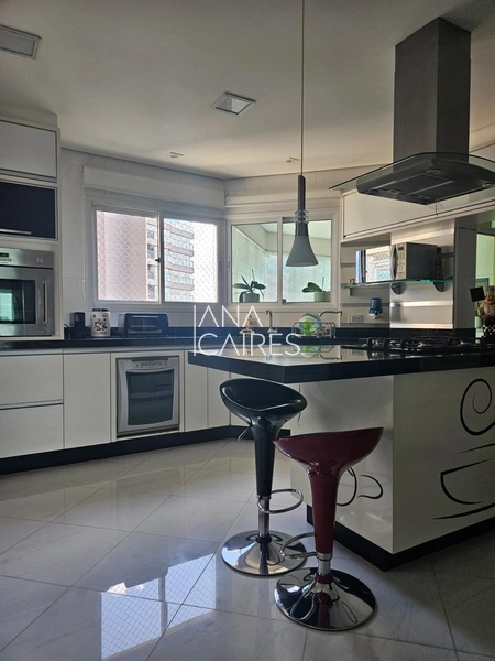 Apartamento amplo na Vila São Francisco com 3 suítes e 4 vagas: 31ª foto da galeria de imagens do imóvel