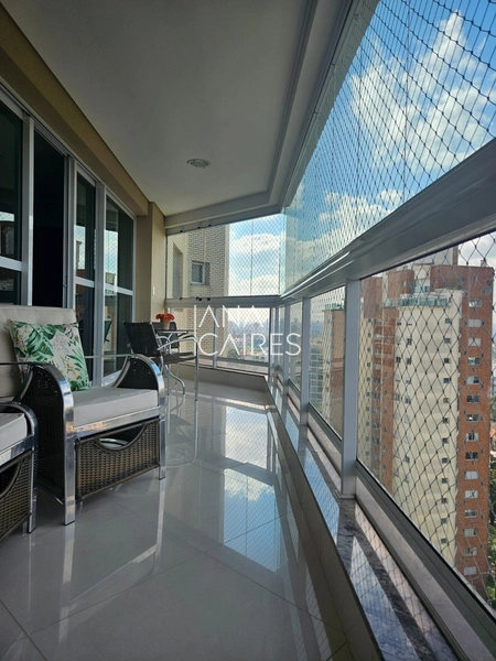 Apartamento amplo na Vila São Francisco com 3 suítes e 4 vagas: 8ª foto da galeria de imagens do imóvel