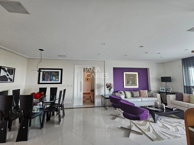 Apartamento amplo na Vila São Francisco com 3 suítes e 4 vagas: 1ª foto da galeria de imagens do imóvel