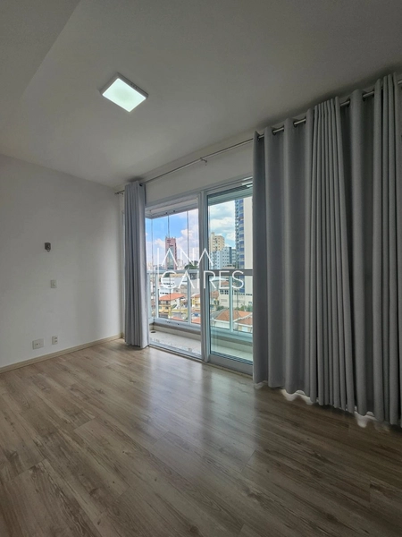 Locação de apartamento com 3 dormitórios, varanda e 2 vagas: 18ª foto da galeria de imagens do imóvel