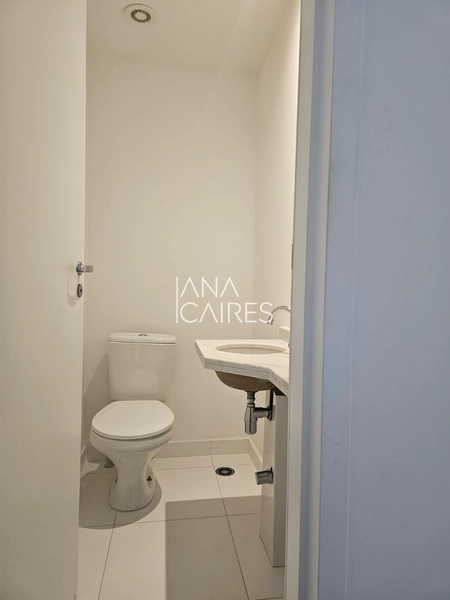 Locação de apartamento com 3 dormitórios, varanda e 2 vagas: 6ª foto da galeria de imagens do imóvel