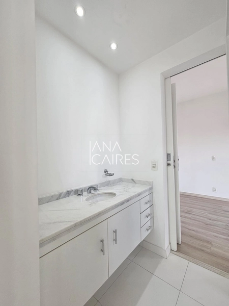 Locação de apartamento com 3 dormitórios, varanda e 2 vagas: 19ª foto da galeria de imagens do imóvel