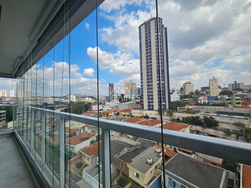 Locação de apartamento com 3 dormitórios, varanda e 2 vagas: 1ª foto da galeria de imagens do imóvel