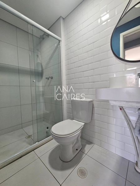 Apartamento com 2 dorms, 1 suíte, varanda, 1 vaga demarcada e depósito: 12ª foto da galeria de imagens do imóvel