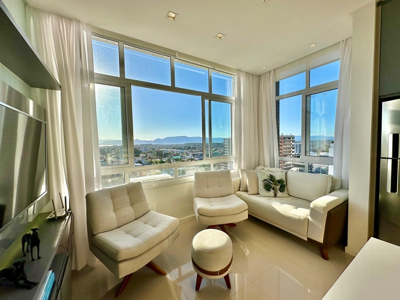 APARTAMENTO DECORADO PROXIMO DO MAR E COM VISTA LIBERADA: 4ª foto da galeria de imagens do imóvel