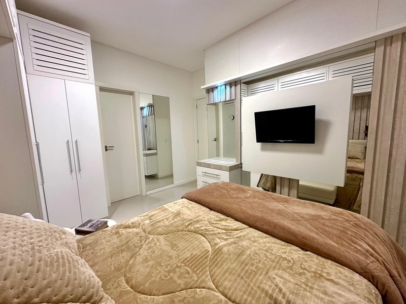 APARTAMENTO DECORADO PROXIMO DO MAR E COM VISTA LIBERADA: 28ª foto da galeria de imagens do imóvel