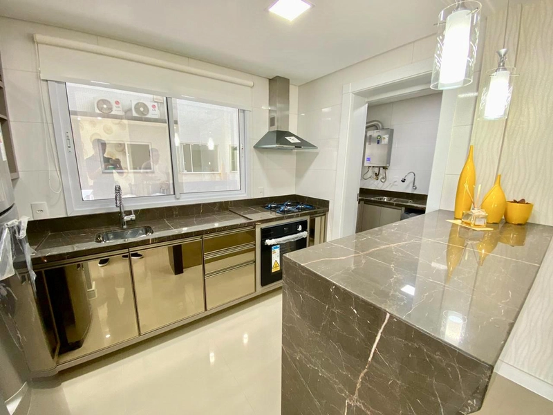 VISTA ESPETACULAR, MOBILIADO, INFRA COMPETA, ALTO PADRÃO!: 2ª foto da galeria de imagens do imóvel