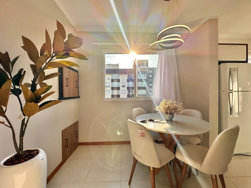 Apartamento de 2 dormitórios finamente mobiliado: 6ª foto da galeria de imagens do imóvel