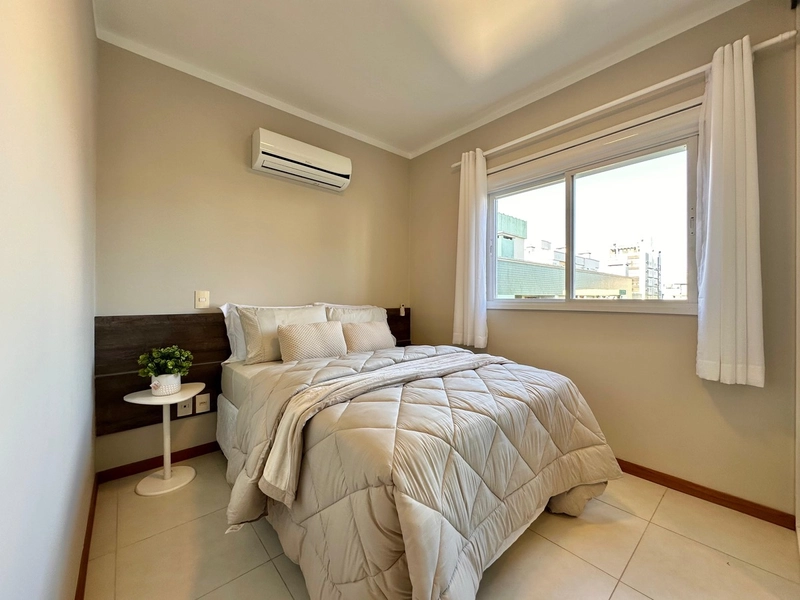 Apartamento de 2 dormitórios finamente mobiliado: 16ª foto da galeria de imagens do imóvel