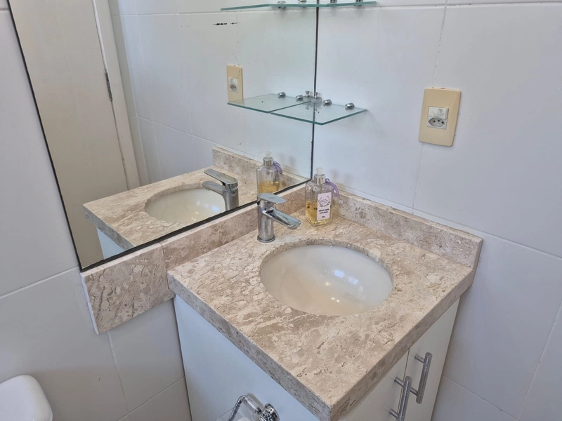 DE FRENTE, COM VISTA ETERNA! MOBILIADO! BEM LOCALIZADO!: 18ª foto da galeria de imagens do imóvel