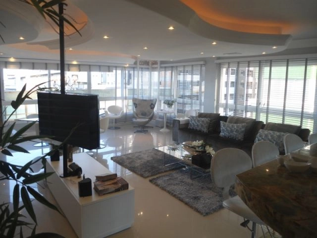 Apartamento diferenciado na praça bassani, são 300m² só de apartamento: 7ª foto da galeria de imagens do imóvel
