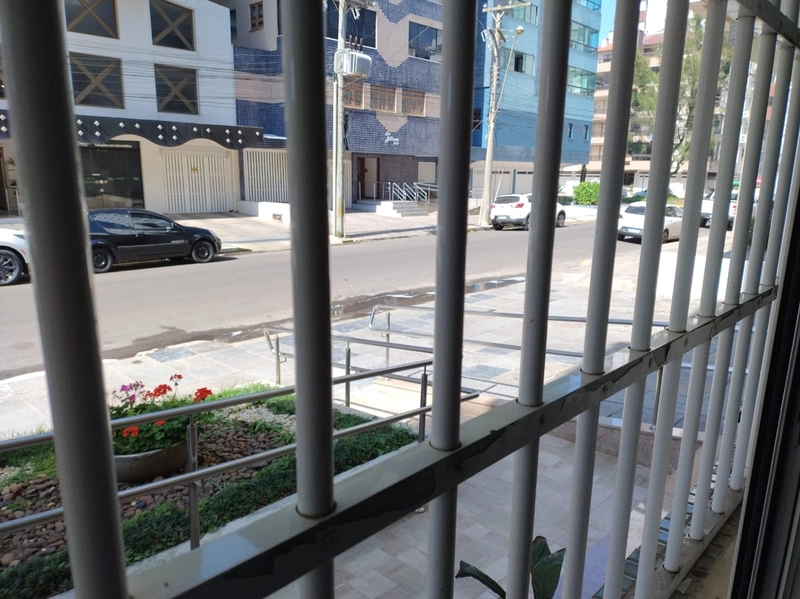 APTO TÉRREO DE FRENTE, CONFORTO, PRATICIDADE E LOCALIZAÇÃO!MOBILIADO!: 2ª foto da galeria de imagens do imóvel