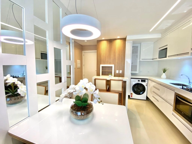 Finamente Mobiliado/Decorado no bairro Navegantes: 13ª foto da galeria de imagens do imóvel