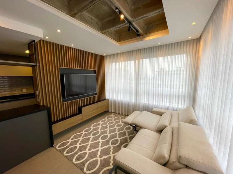 ALTO PADRÃO! ANDAR ALTO DE FRENTE COM VISTA! MOBILIADO E DECORADO!: 3ª foto da galeria de imagens do imóvel