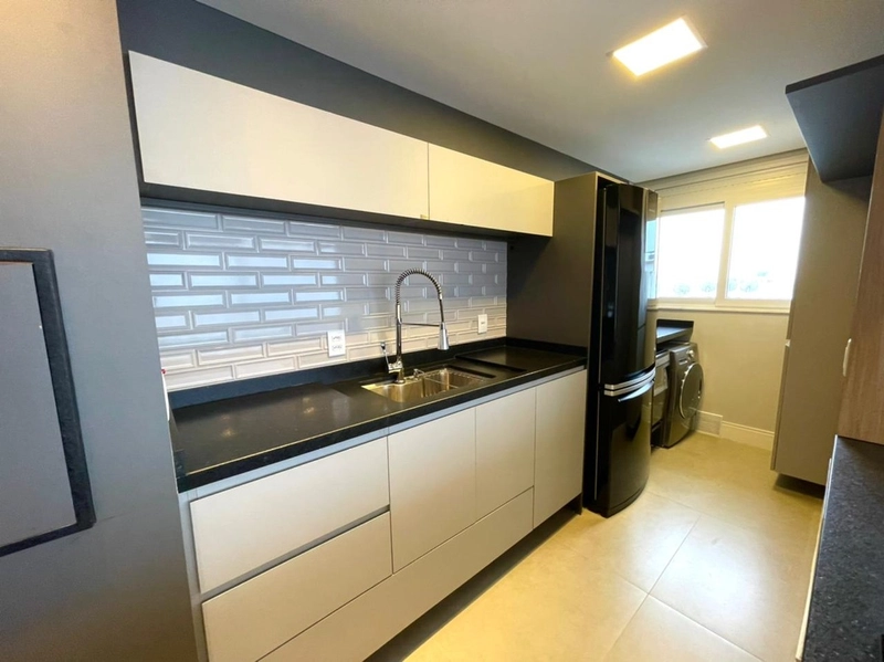 ALTO PADRÃO! ANDAR ALTO DE FRENTE COM VISTA! MOBILIADO E DECORADO!: 6ª foto da galeria de imagens do imóvel