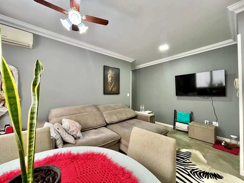APARTAMENTO MOBILIADO COM 2 DORMITÓRIOS PROXIMO AO MAR: 8ª foto da galeria de imagens do imóvel