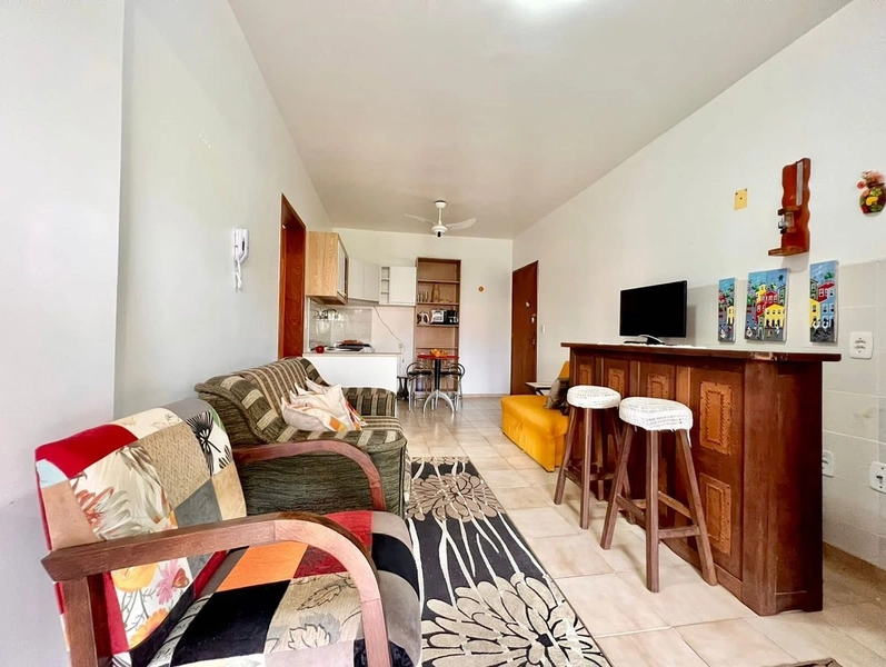 FRENTE A PRAÇA DOS CAMELÔS: 3ª foto da galeria de imagens do imóvel