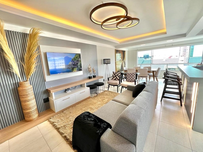 APARTAMENTO COM VISTA PARA O MAR E ORIENTAÇÃO LESTE SUL: 2ª foto da galeria de imagens do imóvel