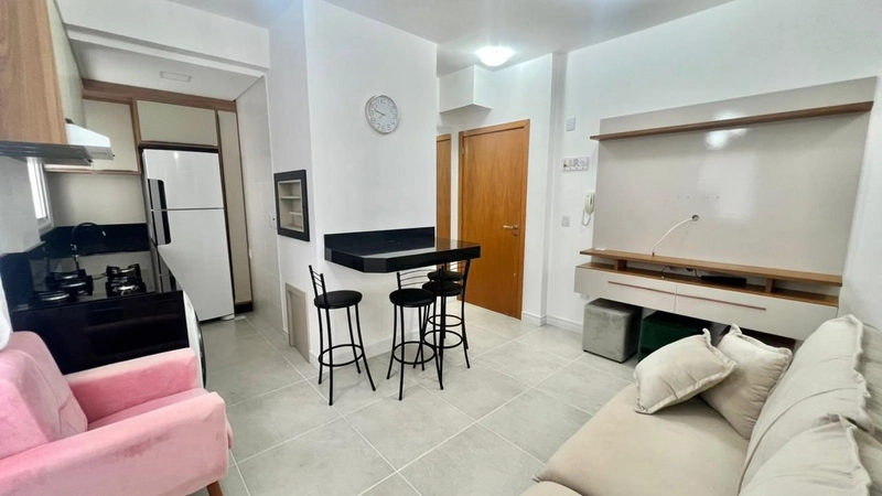 APARTAMENTO MOBILIADO COM VISTA MAR, BOX E EXCELENTE POSIÇÃO SOLAR: 4ª foto da galeria de imagens do imóvel