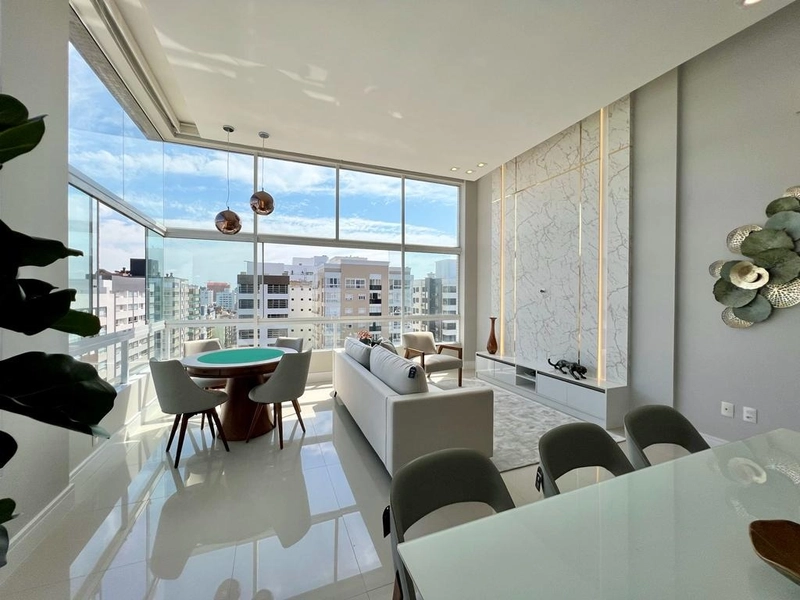 FINAMENTE MOBILIADO E DECORADO: 3ª foto da galeria de imagens do imóvel