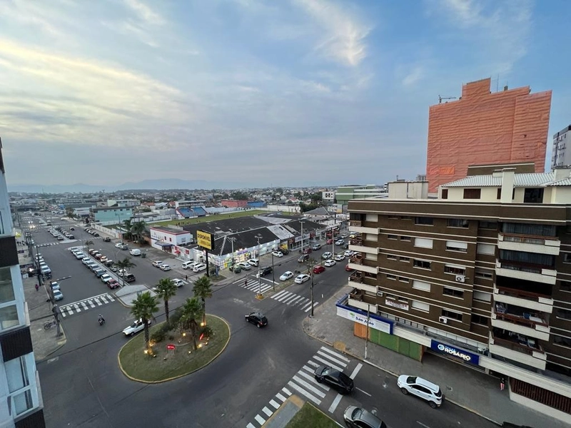Finamente Mobiliado/Decorado Frente Avenida e Vista Mar: 5ª foto da galeria de imagens do imóvel