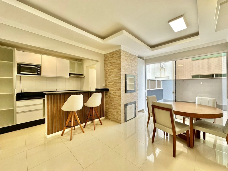 60X!! Apto 02 dormitórios com Terraço amplo, Mobiliado/Decorado, veja