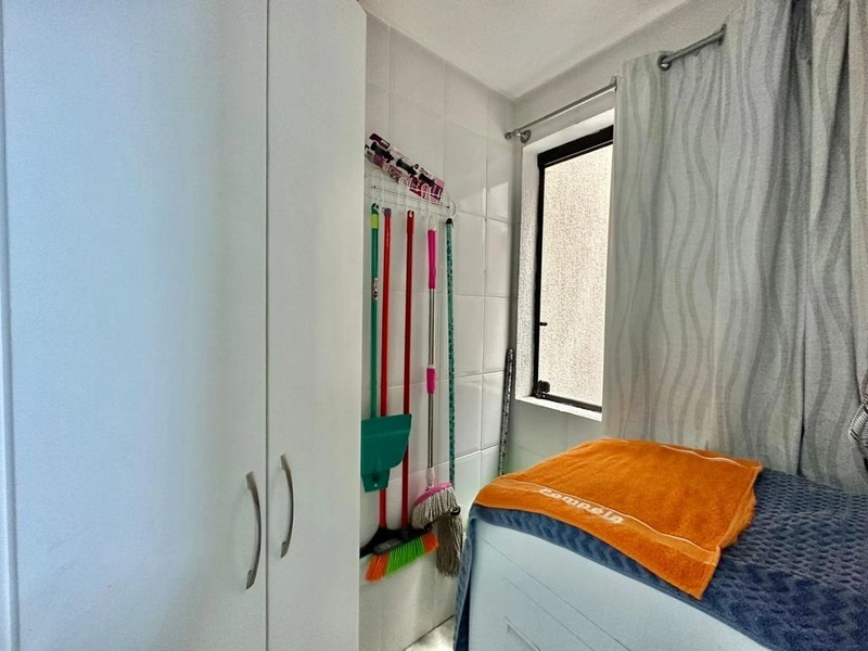 APARTAMENTO SACADA DE FRENTE NO CENTRO! JUNTO A PRAÇA DO MINI GOLF: 12ª foto da galeria de imagens do imóvel