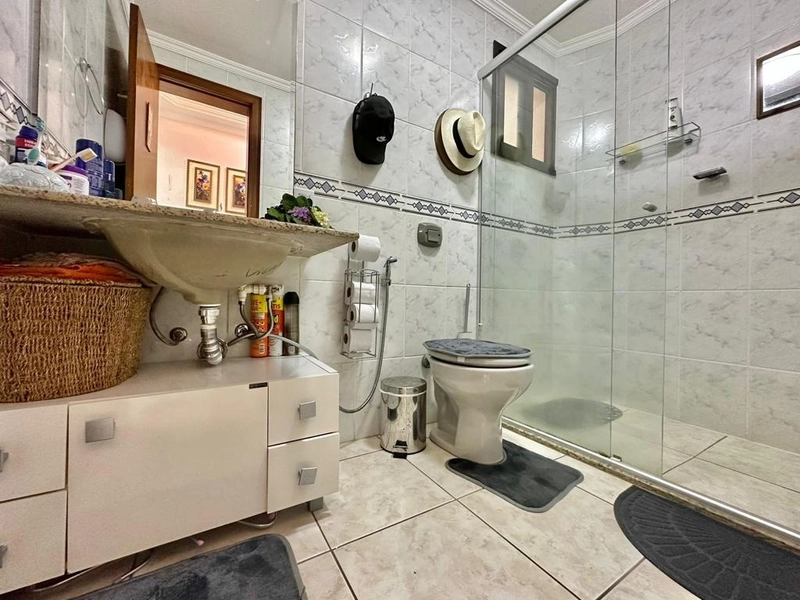 APARTAMENTO SACADA DE FRENTE NO CENTRO! JUNTO A PRAÇA DO MINI GOLF: 11ª foto da galeria de imagens do imóvel