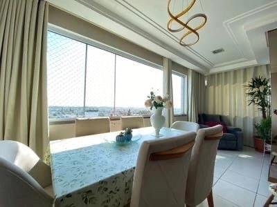 Apartamento de frente com vista liberada para bairro Navegantes