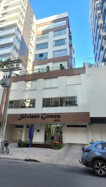 JUNTO À PRAÇA TIARAJU, COM BOX AMPLO E VISTA PARA A AV. UBIRAJARA: 12ª foto da galeria de imagens do imóvel