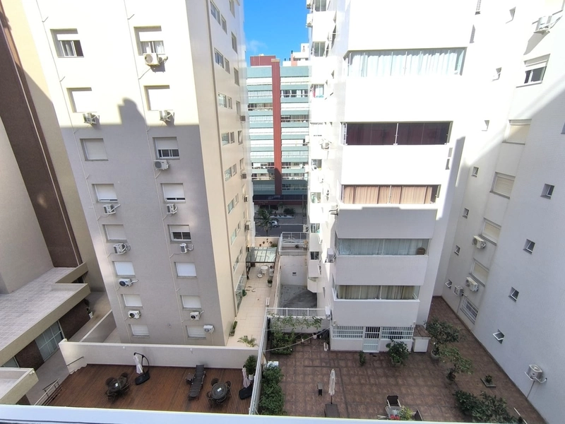 JUNTO À PRAÇA TIARAJU, COM BOX AMPLO E VISTA PARA A AV. UBIRAJARA: 5ª foto da galeria de imagens do imóvel