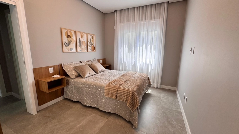 CASA NO CAPÃO ILHAS COM PÉ-DIREITO DUPLO, INTEGRAÇÃO TOTAL E ÁREA EXTE: 11ª foto da galeria de imagens do imóvel