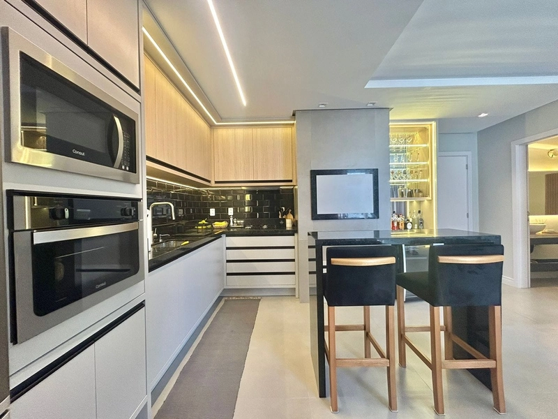 NAVEGANTES! DUPLEX, DE FRENTE, MOBILIADO E DECORADO, NOVO, 2 VAGAS,: 15ª foto da galeria de imagens do imóvel