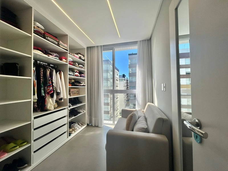 NAVEGANTES! DUPLEX, DE FRENTE, MOBILIADO E DECORADO, NOVO, 2 VAGAS,: 10ª foto da galeria de imagens do imóvel